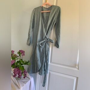 Linenfox s/m 100% linen rosemary wrap dress